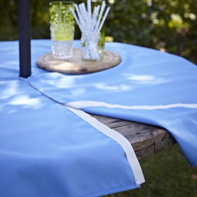 Round Tablecloth with Opening Sky Blue 