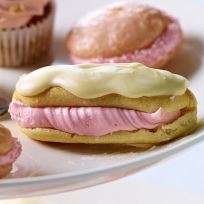 White Chocolate Mini Eclairs Cake Recipes Lakeland