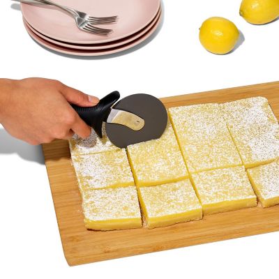 OXO Good Grips Pizza Wheel image(2)