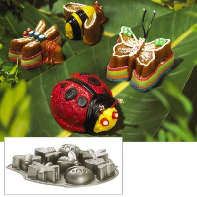 Garden Gang Cake Tin image()