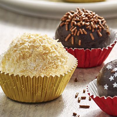 45 PME Greaseproof Mini Bon Bon Cake Cases - Metallic Gold image(2)