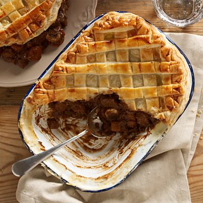 Traditional Enamel 26cm Oblong Pie Dish image(2)