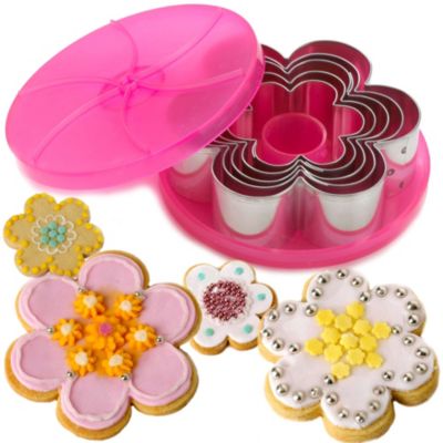 Lakeland Flower Cookie Cutters image()