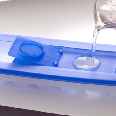 Lidded Ice Cube Tray image(2)