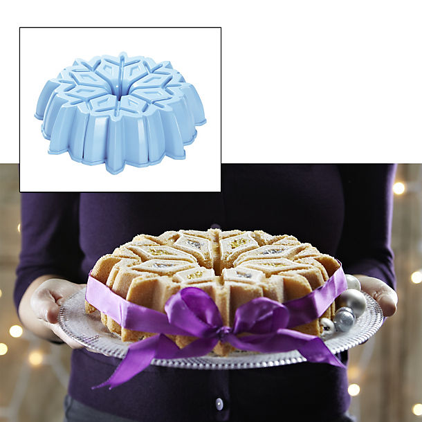 Lakeland Snowflake Cake Pan image(1)