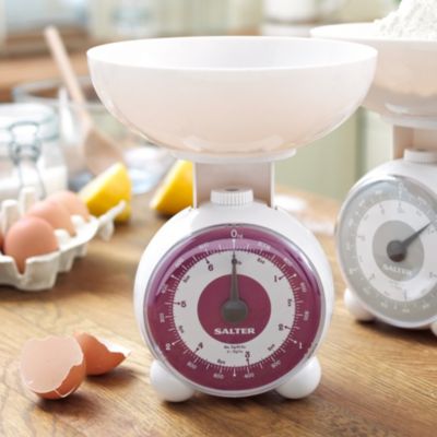 Salter Purple Mechanical Orb Scale image(1)