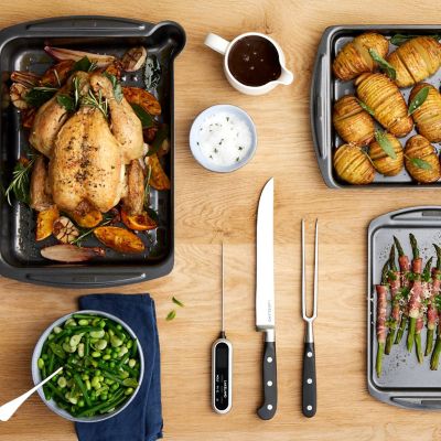 Lakeland Fully Forged Stainless Steel Carving Knife 22cm Blade image(3)