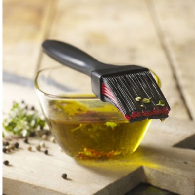 Cuisipro® Silicone Basting Brush image(1)