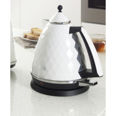 DELONGHI Brillante Kettle BLACK