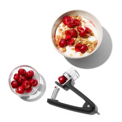 OXO Good Grips Cherry and Olive Pitter image(4)