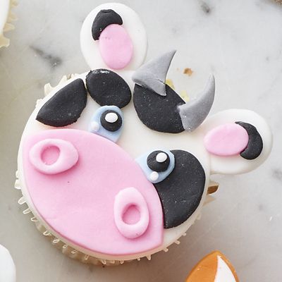 Renshaw Ready to Roll Coloured Icing - 250g Blue image(2)