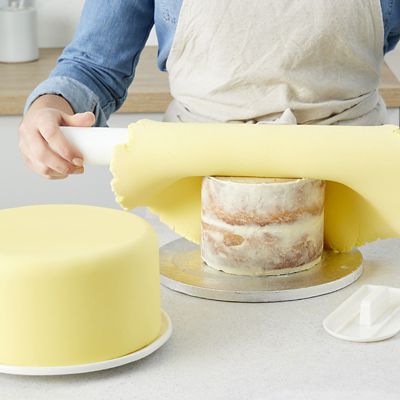 Renshaw Ready to Roll Coloured Icing - 250g Yellow image(5)