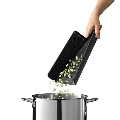 Joseph Joseph® Chop2Pot™ Plus image(3)