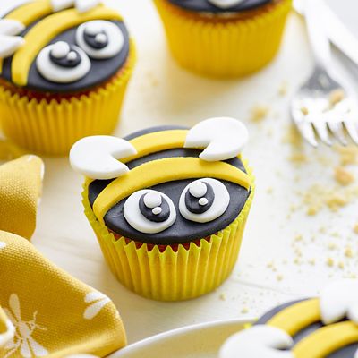 144 Greaseproof Cupcake Cases - 9 Colours image(2)