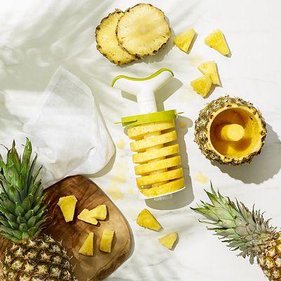 Pineapple Corer, Slicer and Wedger image(2)