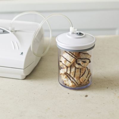 3 FoodSaver® Food Canisters image(2)