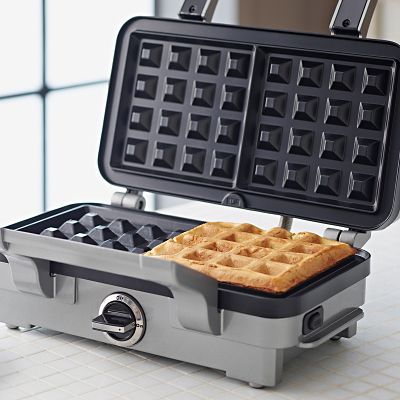 Cuisinart Waffle Maker WAF1U image(5)
