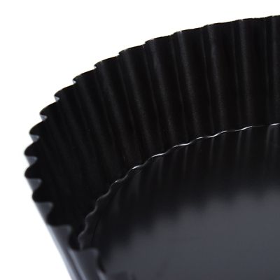 Deep Round Loose Based Fluted Tart & Quiche Tin image(3)