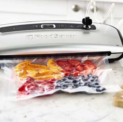 2 FoodSaver Refill Rolls 28cm x 5.5m - (Image 2)