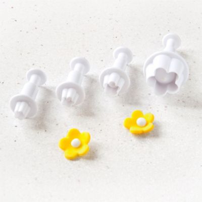 4 Daisy Cutters image(1)