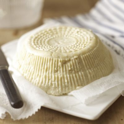 Lakeland Basket Soft Cheese Mould image(2)