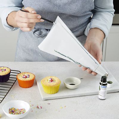 Lakeland Cupcake Corer image(5)