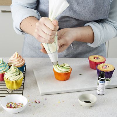 Lakeland Cupcake Corer image(7)
