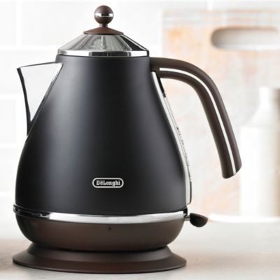 Delonghi Vintage Icona Kettle Black Lakeland