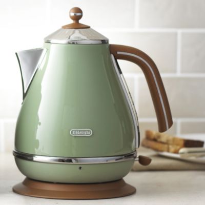 Delonghi Vintage Icona Kettle Green