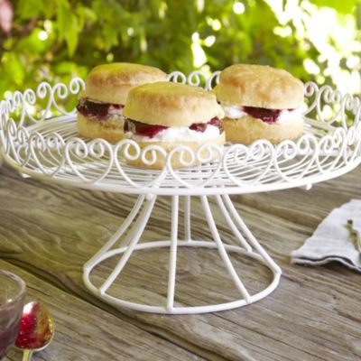 Heart Cake Stand image()