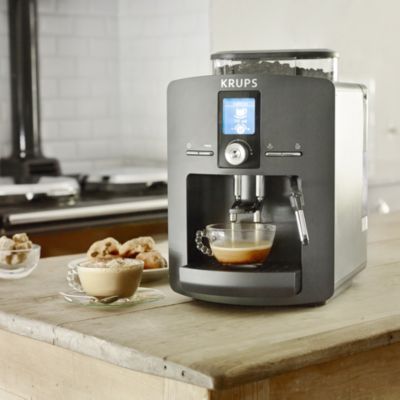 Compact bean to cup coffee clearance machine