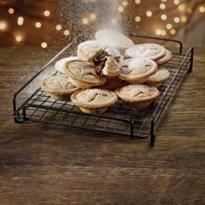 Lakeland Mini Pie Maker image(5)