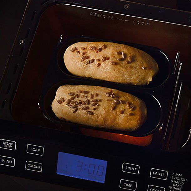 Lakeland Bread Maker Plus & Scales | Lakeland