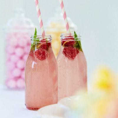 Lakeland Lidded Glass Milk Bottle 500ml - (Image 4)