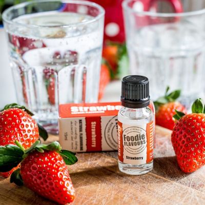 Foodie Flavours Natural Flavouring - Strawberry 15ml - (Image 2)
