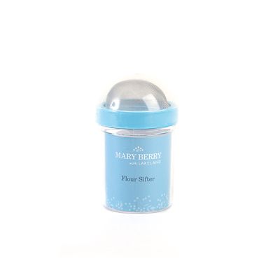 Mary Berry with Lakeland Flour Sifter image(5)