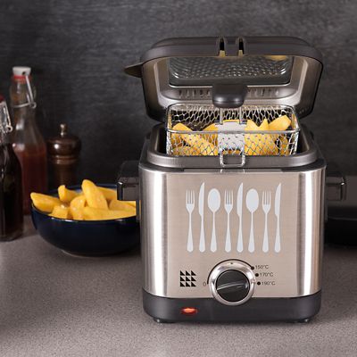 Lakeland 1.5L Compact Deep Fat Chip Fryer image(3)