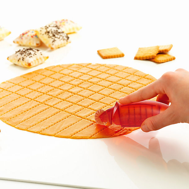 Dough Cutting and Decorating Tool image(1)
