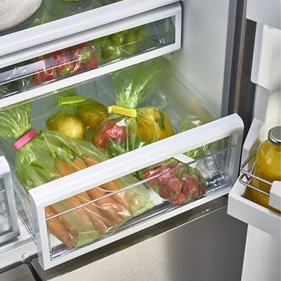 20 Lakeland Stayfresh Longer Vegetable Storage Bags 28 x 46cm - (Image 3)