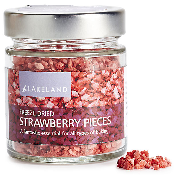 Cake Decorating Sprinkles - 12g Freeze Dried Strawberry Pieces image()