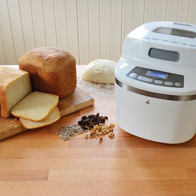 compact bread maker