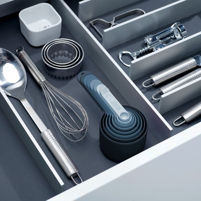 Joseph Joseph 8 Nesting Measuring Cups and Spoons Set image(5)