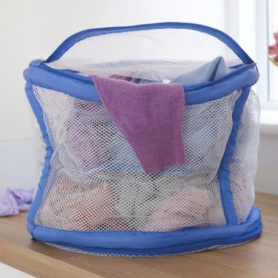 Large Divided Delicates Washing Bag image(1)