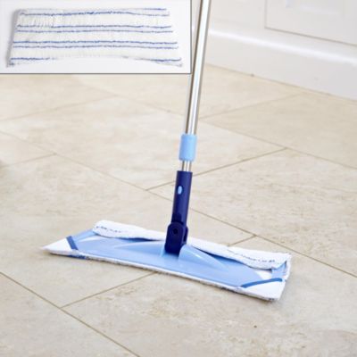 Lakeland Pro Microfibre Floor Duster image(1)