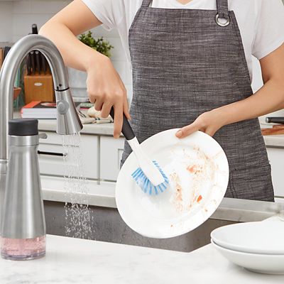 OXO Good Grips Washing-Up Brush image(2)