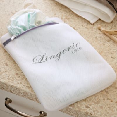 White Mesh Net Washing Bag - Padded For Silks & Lace image(2)