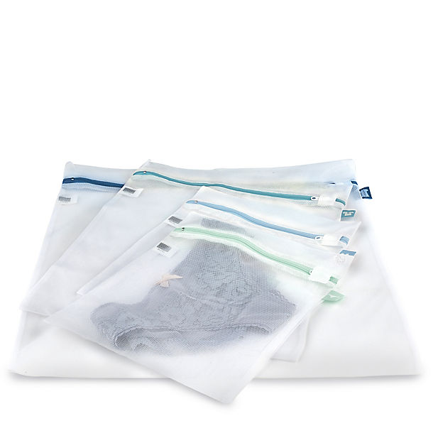 4 White Mesh Net Washing Bags - Various Sizes image(1)