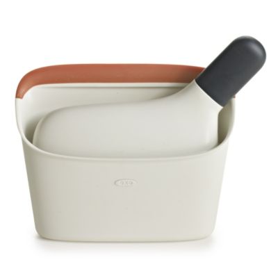 OXO Good Grips® Compact Dustpan and Brush image(2)