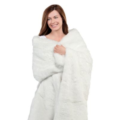 Polar White Faux Fur Heated Throw Lakeland