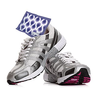 No Spill Hanging Moisture Traps image(5)